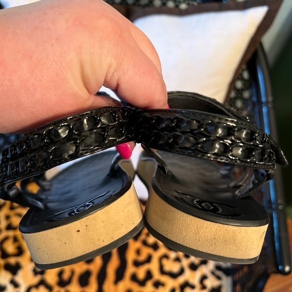 CHANEL Lambskin Chain Black on Black Quilted Dad Velcro Sandals - Picture 11 of 13